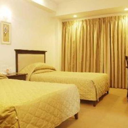 Hotel Mandakini Ambience Pune Pokój zdjęcie